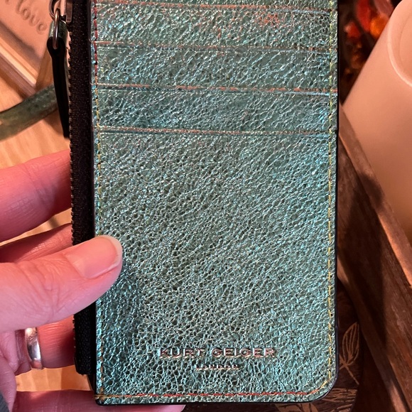 Kurt Geiger Metallic Quilted Card Holder with Lanyard - Picture 3 of 8